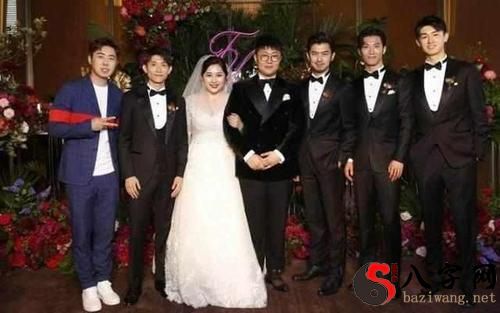 梦见自己与网友结婚